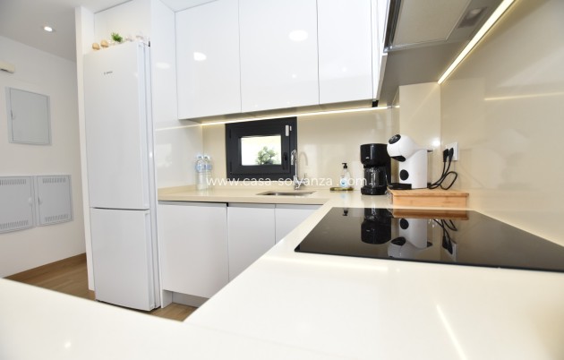 Resale - Apartment / flat - Torrevieja - Costa Blanca