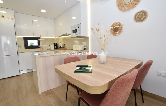 Resale - Apartment / flat - Torrevieja - Costa Blanca
