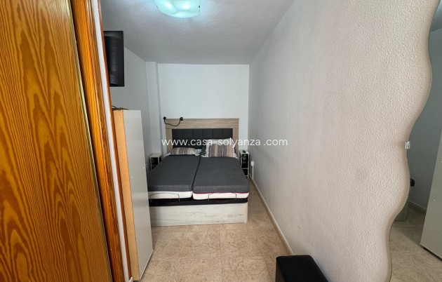Resale - Apartment / flat - Torrevieja - Estacion Autobuses