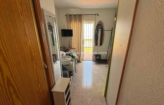 Resale - Apartment / flat - Torrevieja - Estacion Autobuses