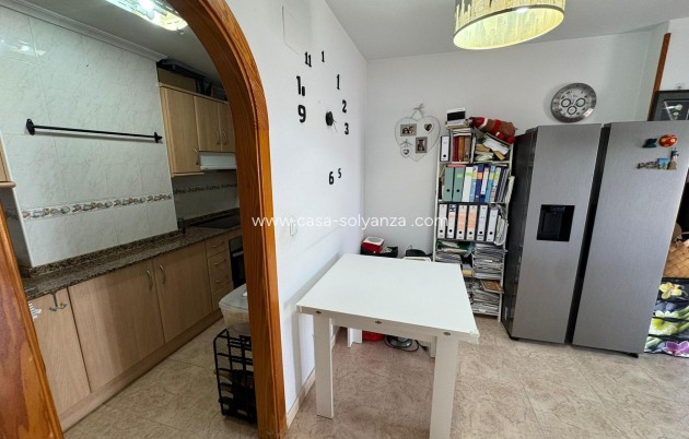 Resale - Apartment / flat - Torrevieja - Estacion Autobuses