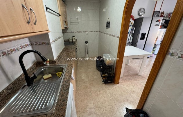 Resale - Apartment / flat - Torrevieja - Estacion Autobuses