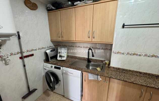 Resale - Apartment / flat - Torrevieja - Estacion Autobuses