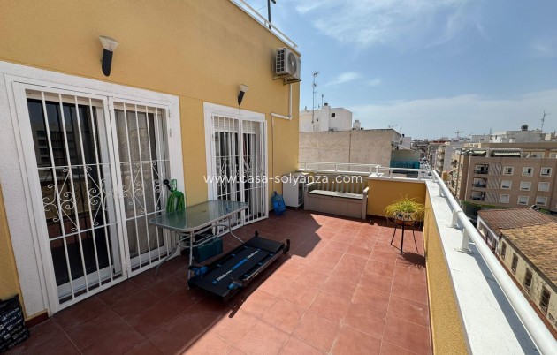 Resale - Apartment / flat - Torrevieja - Estacion Autobuses