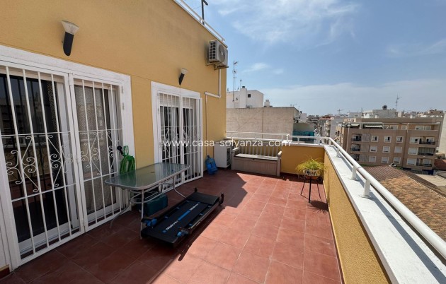 Resale - Apartment / flat - Torrevieja - Estacion Autobuses