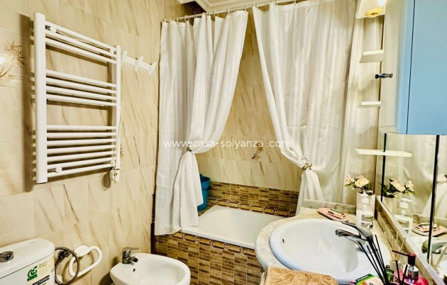 Resale - Bungalow - Torrevieja - Aguas nuevas