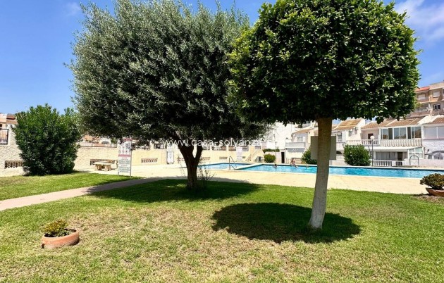 Resale - Bungalow - Torrevieja - Aguas nuevas