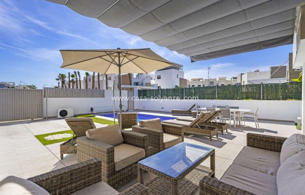 Resale - Villa - Guardamar del Segura - El Raso