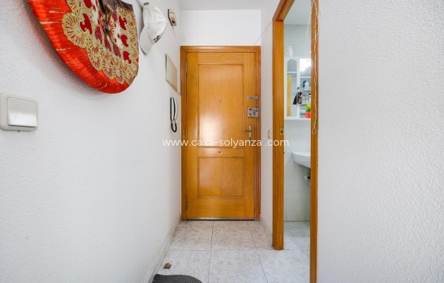 Resale - Apartment / flat - Torrevieja - Center