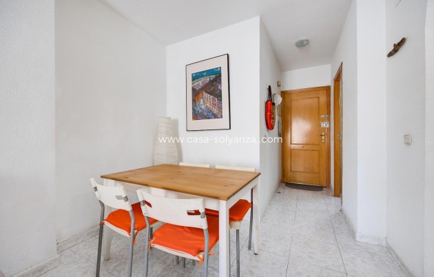 Resale - Apartment / flat - Torrevieja - Center