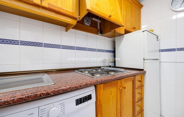 Resale - Apartment / flat - Torrevieja - Center