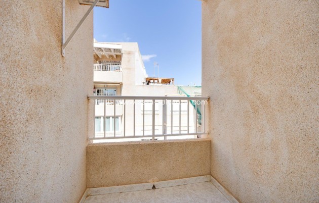 Resale - Apartment / flat - Torrevieja - Center