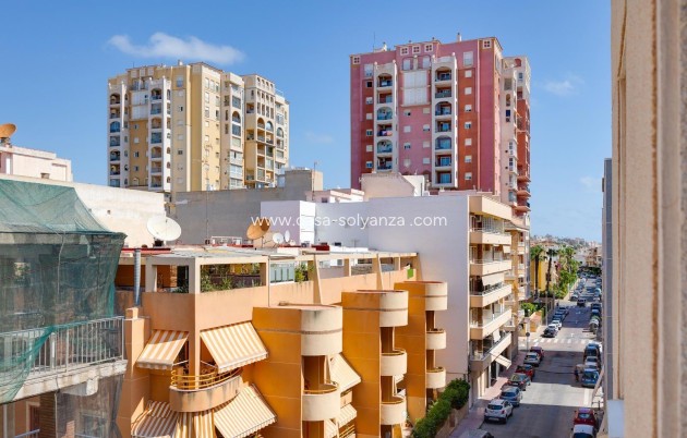 Resale - Apartment / flat - Torrevieja - Center