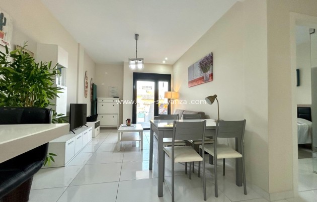 Resale - Apartment / flat - Orihuela Costa - Los Altos