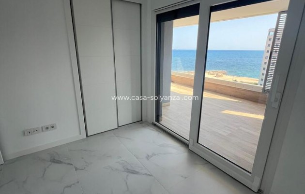 Resale - Apartment / flat - Punta Prima - Orihuela Costa