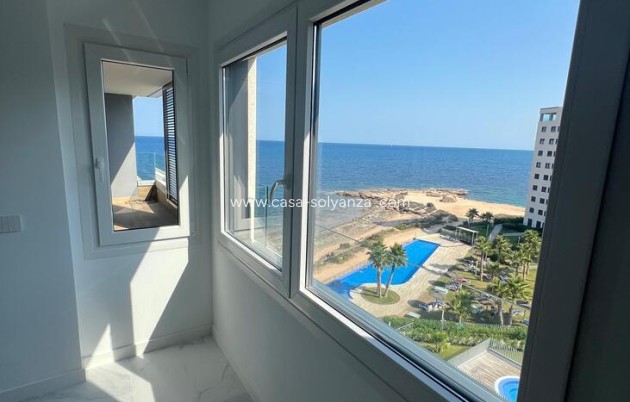 Resale - Apartment / flat - Punta Prima - Orihuela Costa