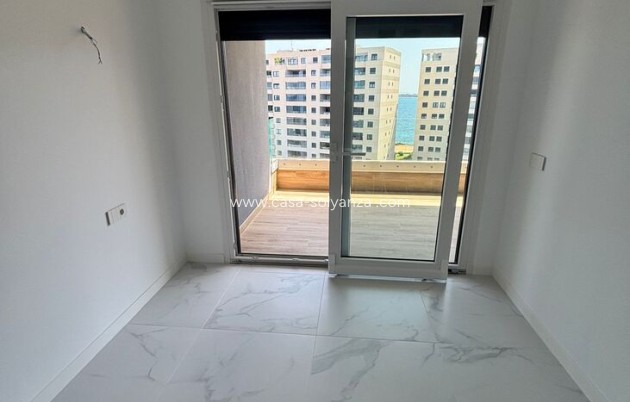 Resale - Apartment / flat - Punta Prima - Orihuela Costa