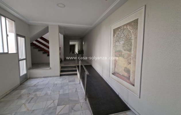 Resale - Apartment / flat - Torrevieja - Acequion