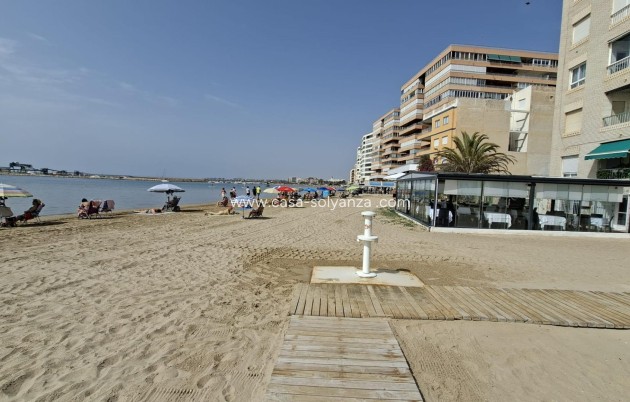 Resale - Apartment / flat - Torrevieja - Acequion
