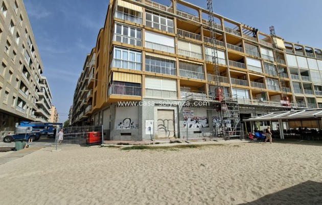 Resale - Apartment / flat - Torrevieja - Acequion
