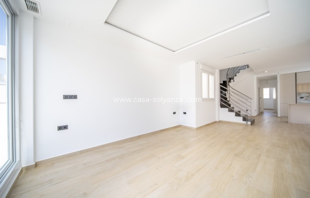 Resale - Villa - Torrevieja - Aguas nuevas