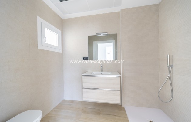 Resale - Villa - Torrevieja - Aguas nuevas