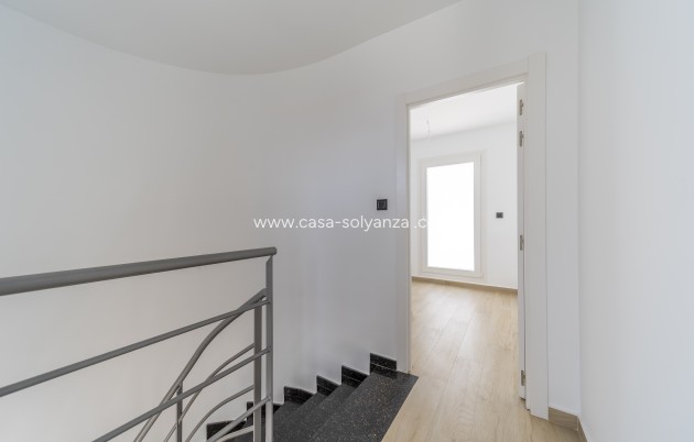 Resale - Villa - Torrevieja - Aguas nuevas