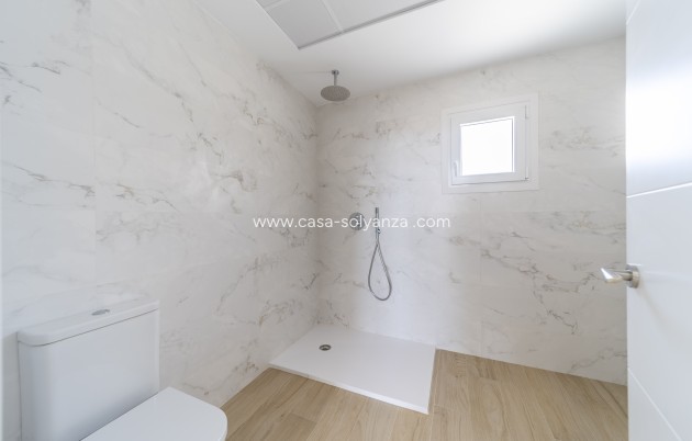 Resale - Villa - Torrevieja - Aguas nuevas