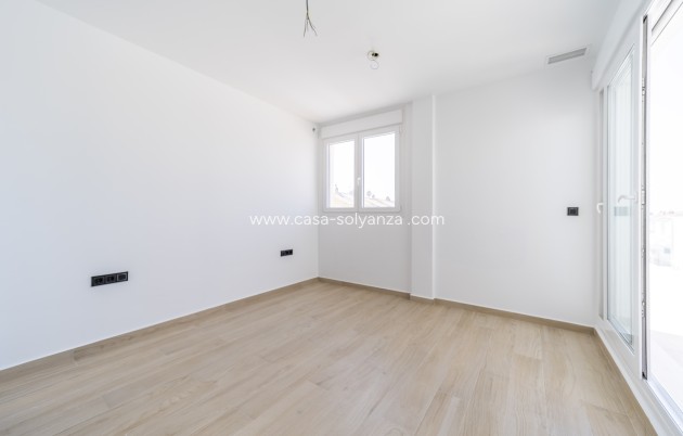 Resale - Villa - Torrevieja - Aguas nuevas