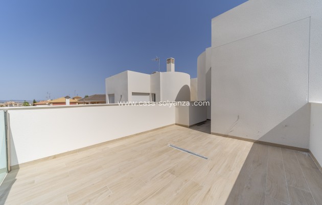 Resale - Villa - Torrevieja - Aguas nuevas
