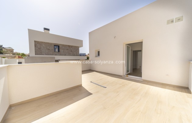 Resale - Villa - Torrevieja - Aguas nuevas