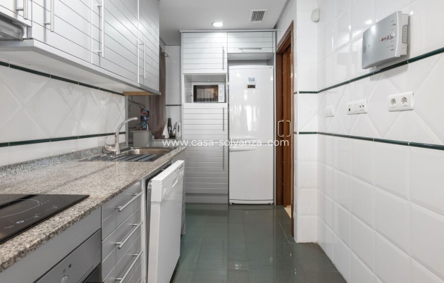 Resale - Apartment / flat - Torrevieja - Costa Blanca