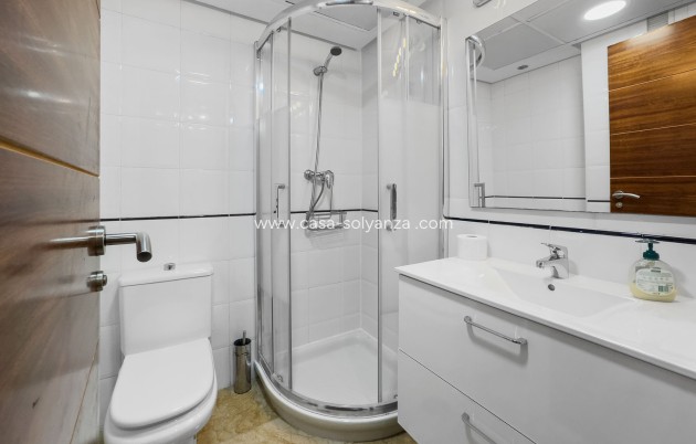 Resale - Apartment / flat - Torrevieja - Costa Blanca