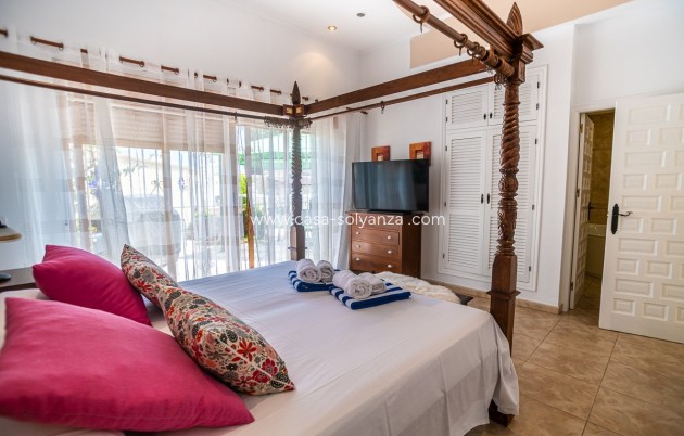 Resale - Villa - Torrevieja - Costa Blanca