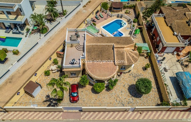 Resale - Villa - Torrevieja - Costa Blanca