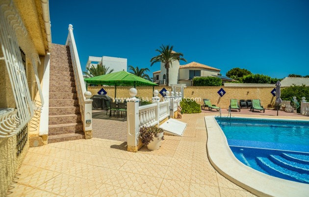 Resale - Villa - Torrevieja - Costa Blanca