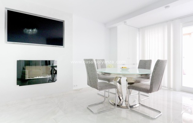 Resale - Townhouse - Torrevieja - Punta Prima