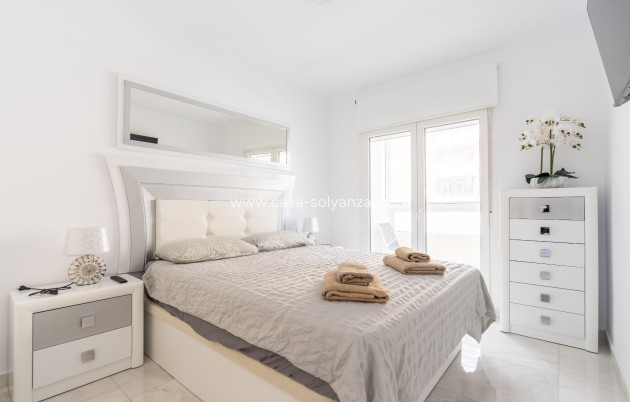Resale - Townhouse - Torrevieja - Punta Prima