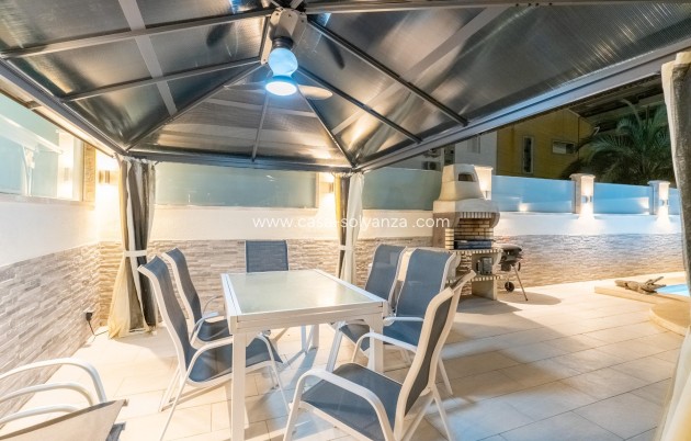 Resale - Townhouse - Torrevieja - Punta Prima