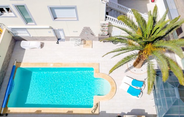 Resale - Townhouse - Torrevieja - Punta Prima