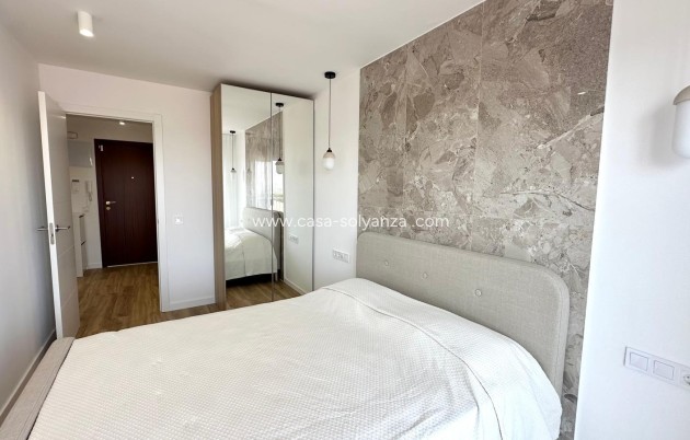 Resale - Apartment / flat - Torrevieja - Punta Prima