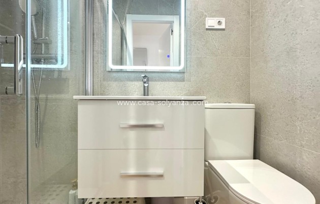 Resale - Apartment / flat - Torrevieja - Punta Prima