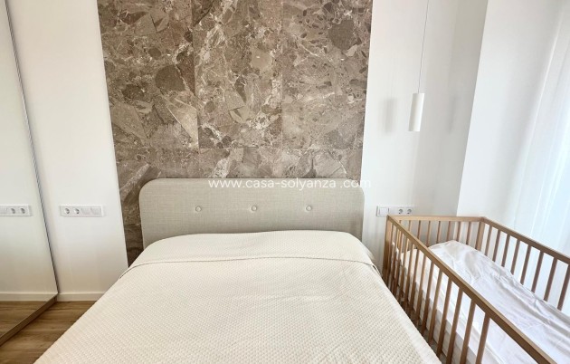 Resale - Apartment / flat - Torrevieja - Punta Prima