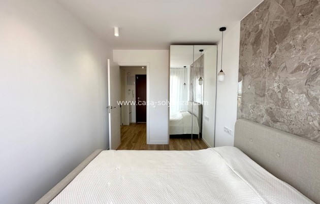 Resale - Apartment / flat - Torrevieja - Punta Prima