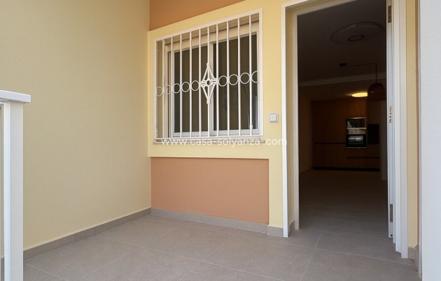 Resale - Apartment / flat - Orihuela Costa - La Zenia
