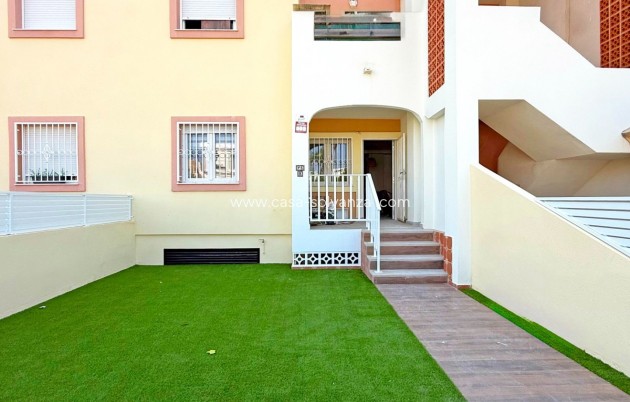 Resale - Apartment / flat - Orihuela Costa - La Zenia