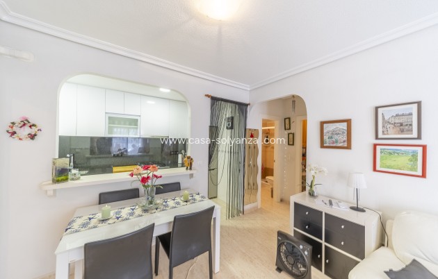 Resale - Apartment / flat - Torrevieja - La Mata