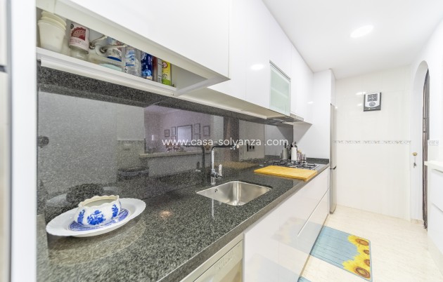 Resale - Apartment / flat - Torrevieja - La Mata