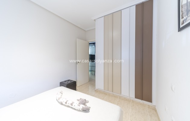 Resale - Apartment / flat - Torrevieja - La Mata