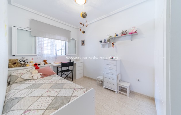 Resale - Apartment / flat - Torrevieja - La Mata